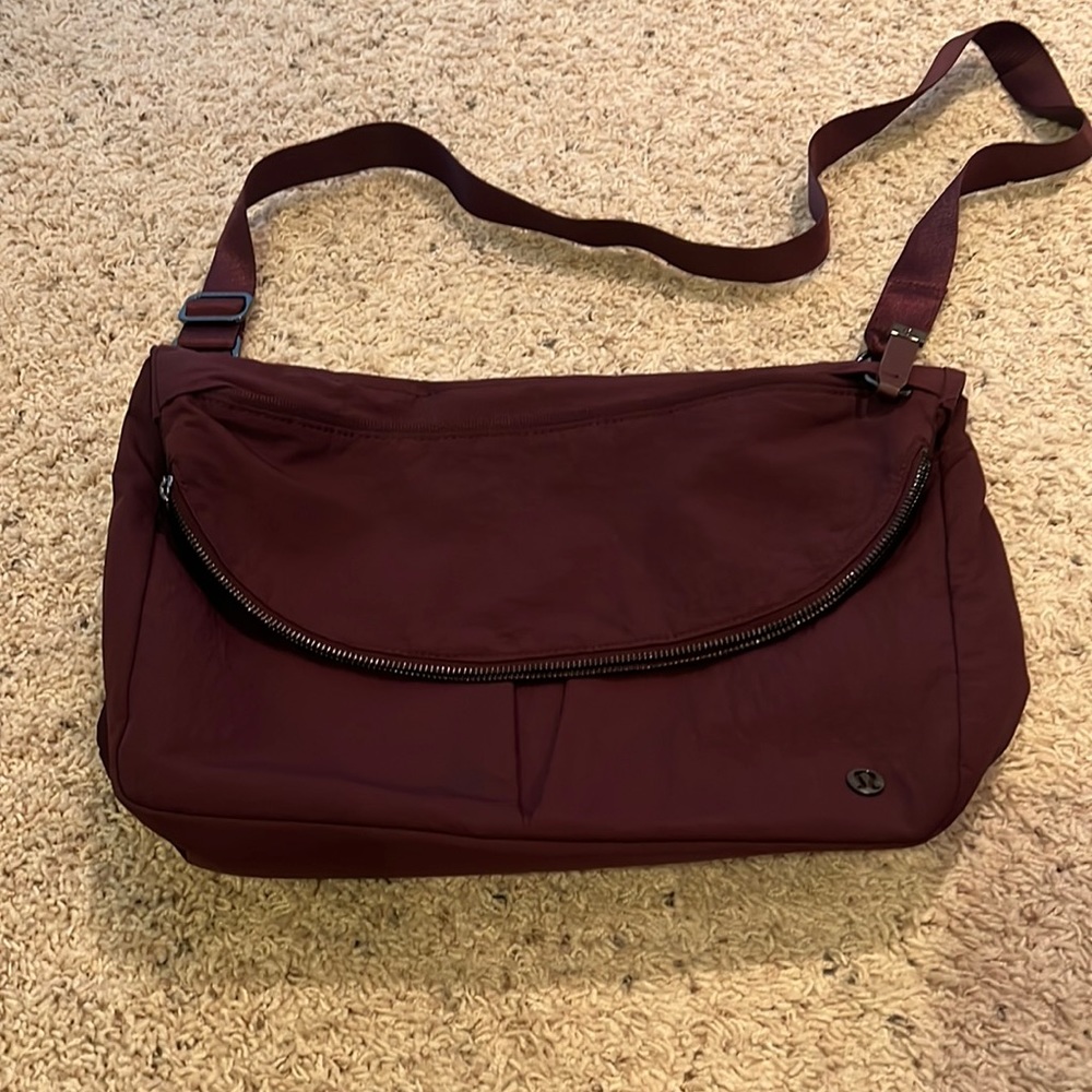 Lululemon book bag